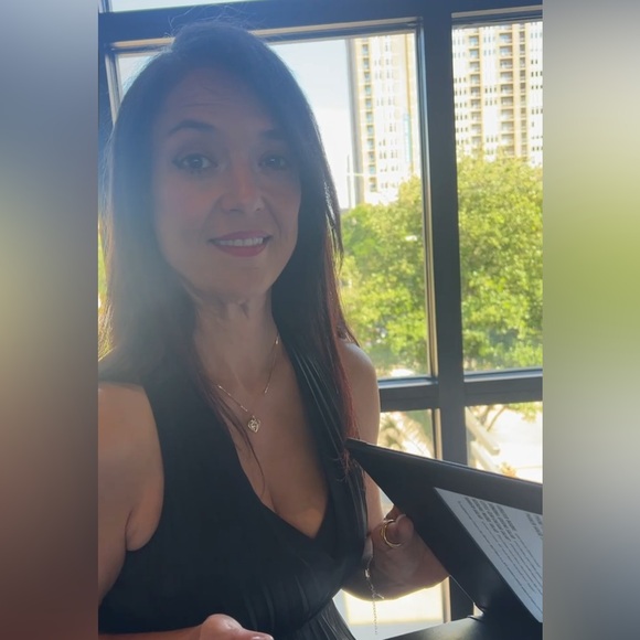 Meet your Posher, Chera - Picture 11 of 16